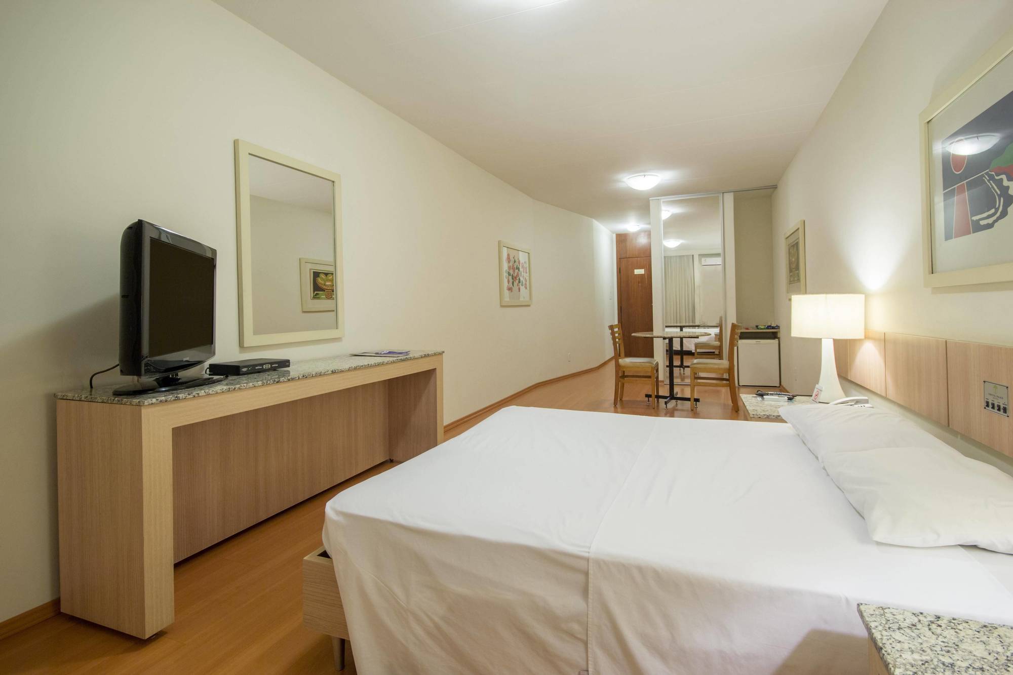 Hotel Crystal Londrina Eksteriør bilde